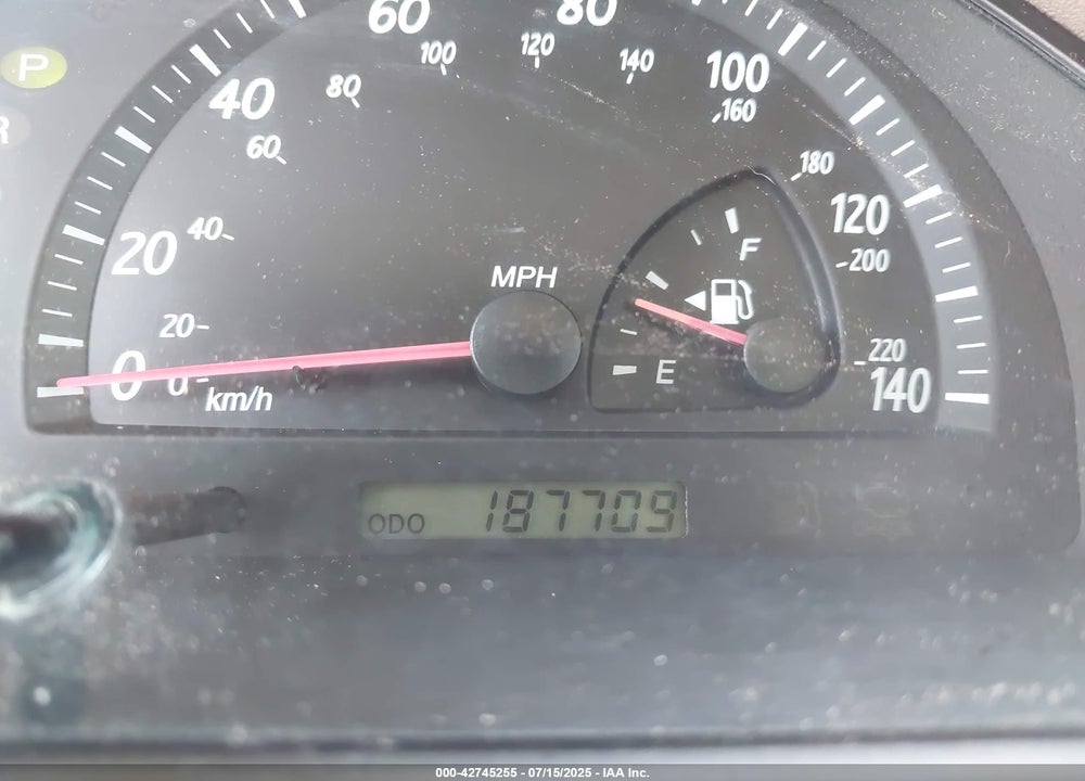 2002 TOYOTA CAMRY LE VIN: 4T1BE32K52U011464