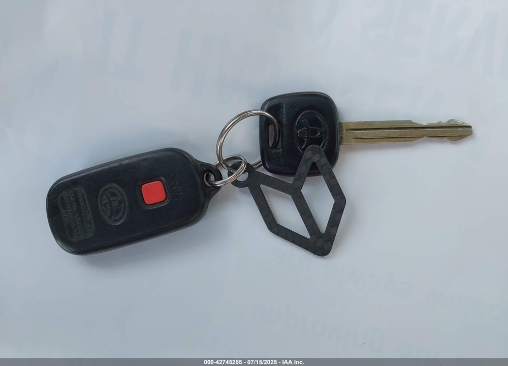 2002 TOYOTA CAMRY LE VIN: 4T1BE32K52U011464