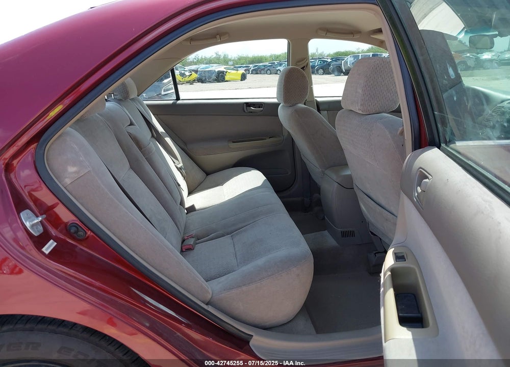 2002 TOYOTA CAMRY LE VIN: 4T1BE32K52U011464