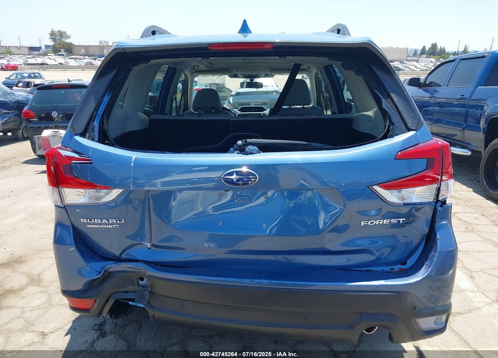 2022 SUBARU FORESTER LIMITED VIN: JF2SKAPC1NH446855