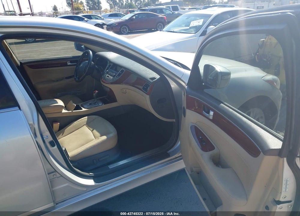 2012 HYUNDAI GENESIS VIN: KMHGC4DD8CU178757