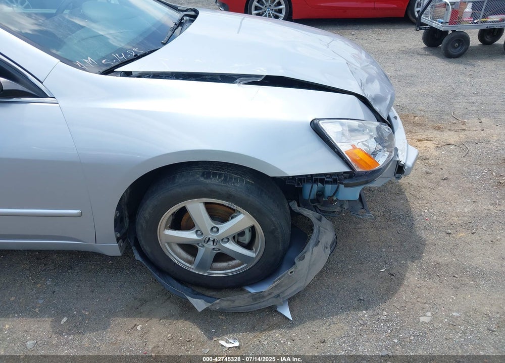 2005 HONDA ACCORD 2.4 EX VIN: 1HGCM56875A174713