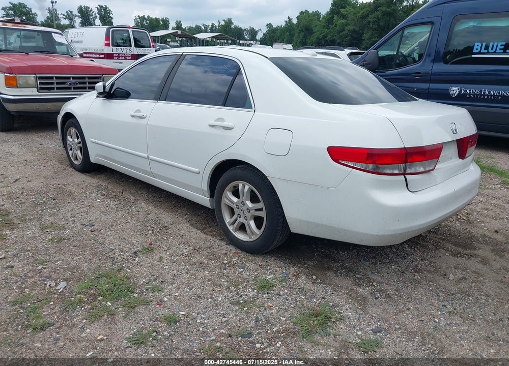2004 HONDA ACCORD 2.4 EX VIN: 1HGCM568X4A151845