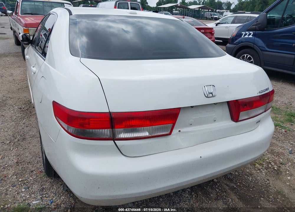 2004 HONDA ACCORD 2.4 EX VIN: 1HGCM568X4A151845