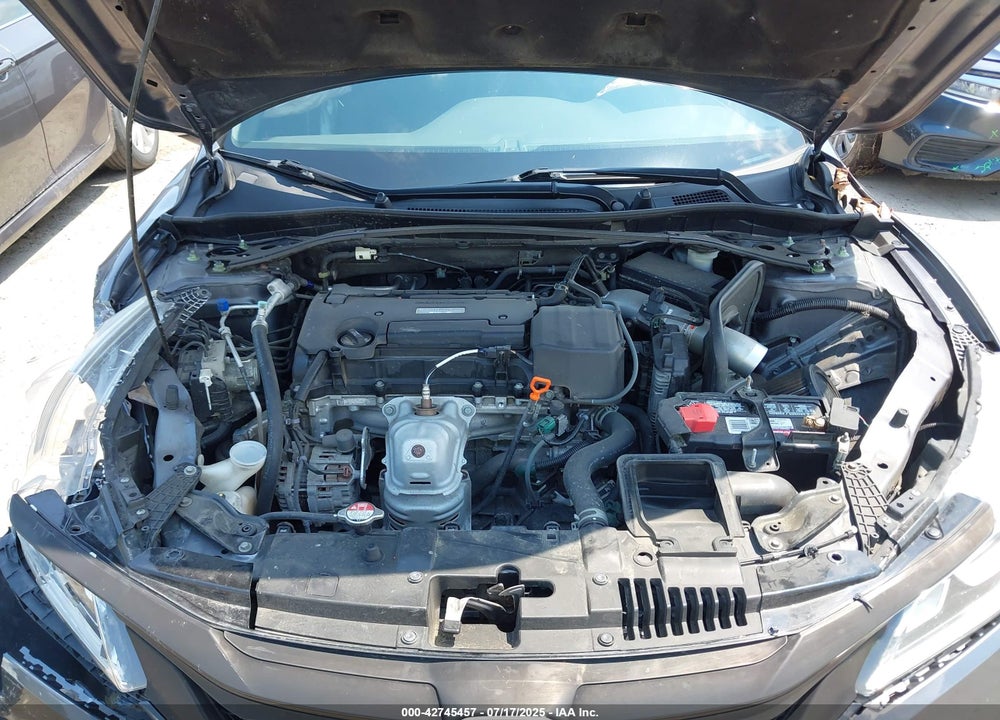 2017 HONDA ACCORD VIN: 1HGCR2F58HA099689