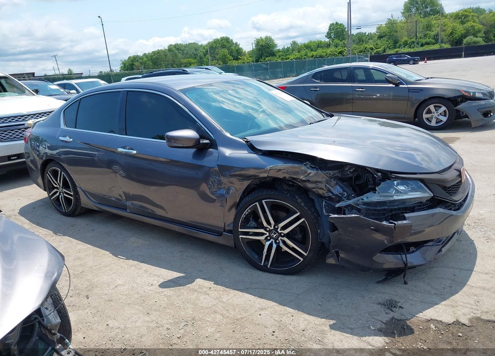 2017 HONDA ACCORD VIN: 1HGCR2F58HA099689