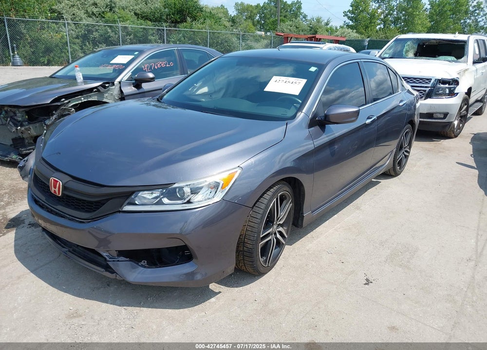 2017 HONDA ACCORD VIN: 1HGCR2F58HA099689