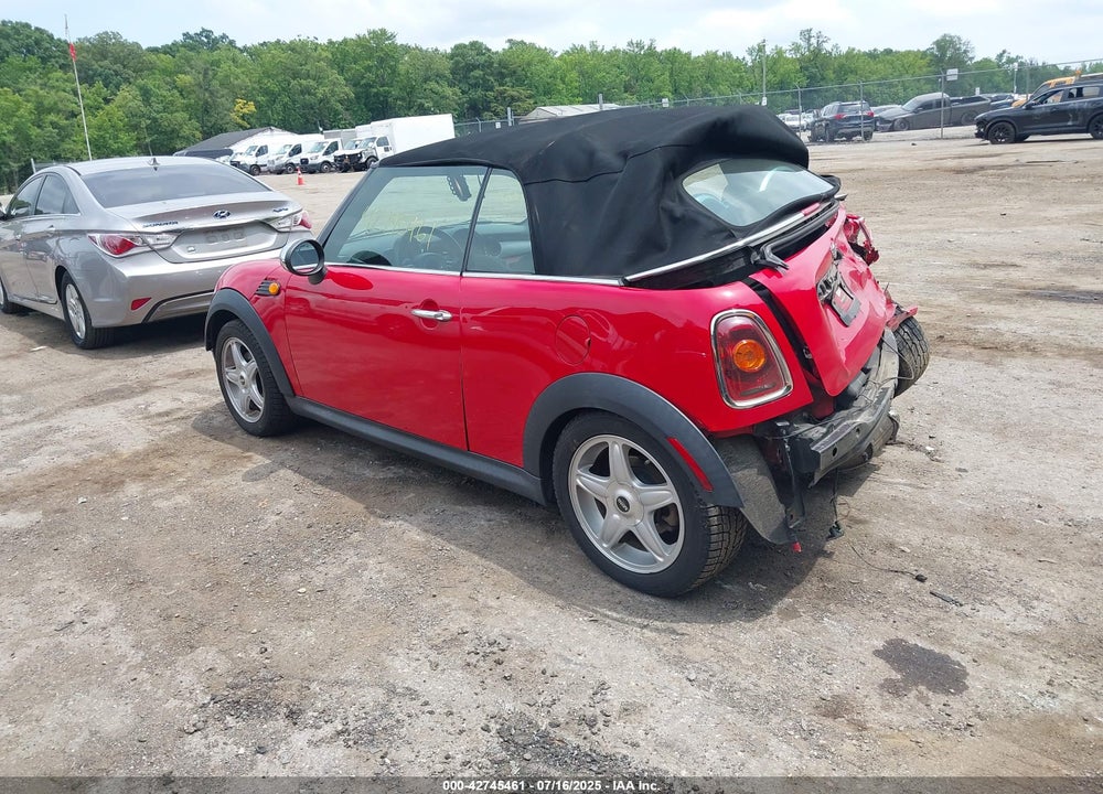 2009 MINI COOPER VIN: WMWMR33579TU95077
