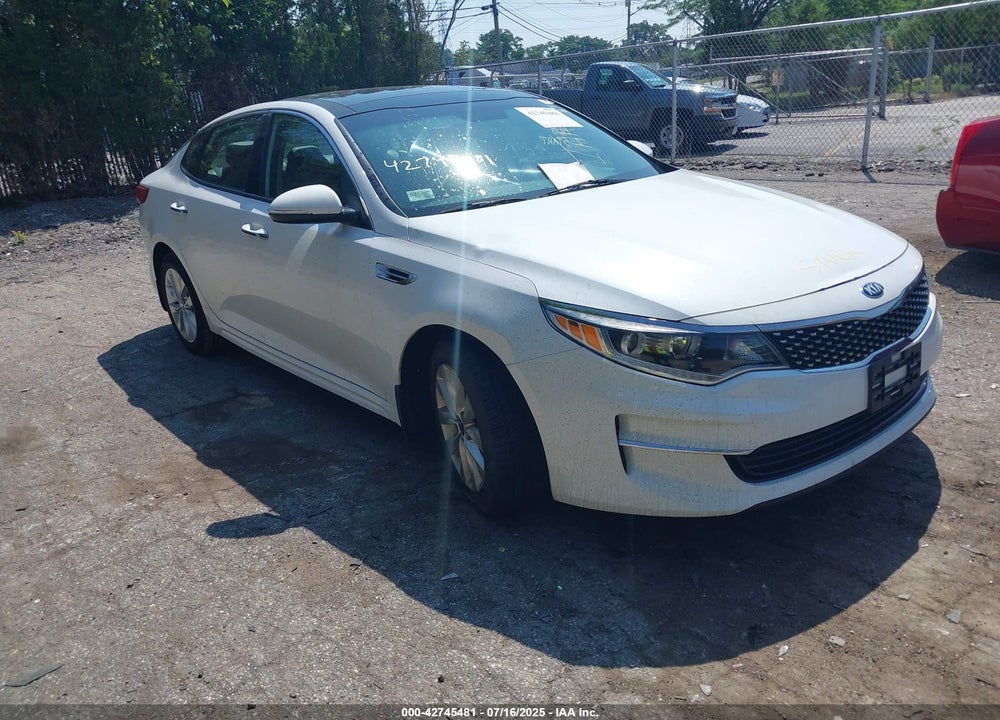 2018 KIA OPTIMA EX VIN: 5XXGU4L33JG215128