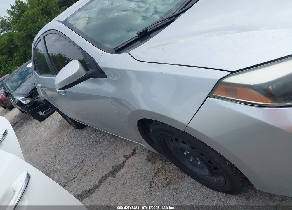2015 TOYOTA COROLLA VIN: 5YFBURHE5FP294799