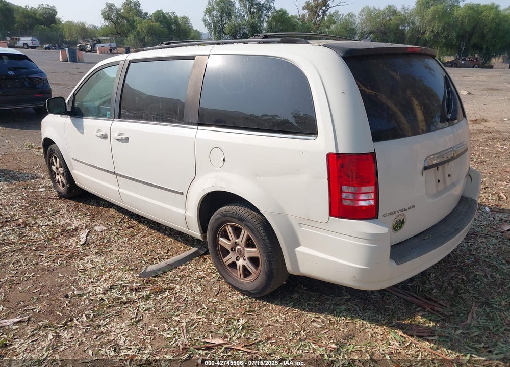 2009 CHRYSLER TOWN & COUNTRY VIN: 2A8HR54119R585191