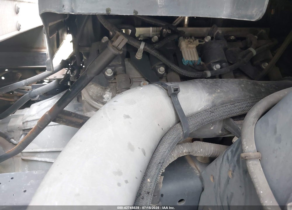 2018 ISUZU NPR HD VIN: 54DC4W1B2JS805570