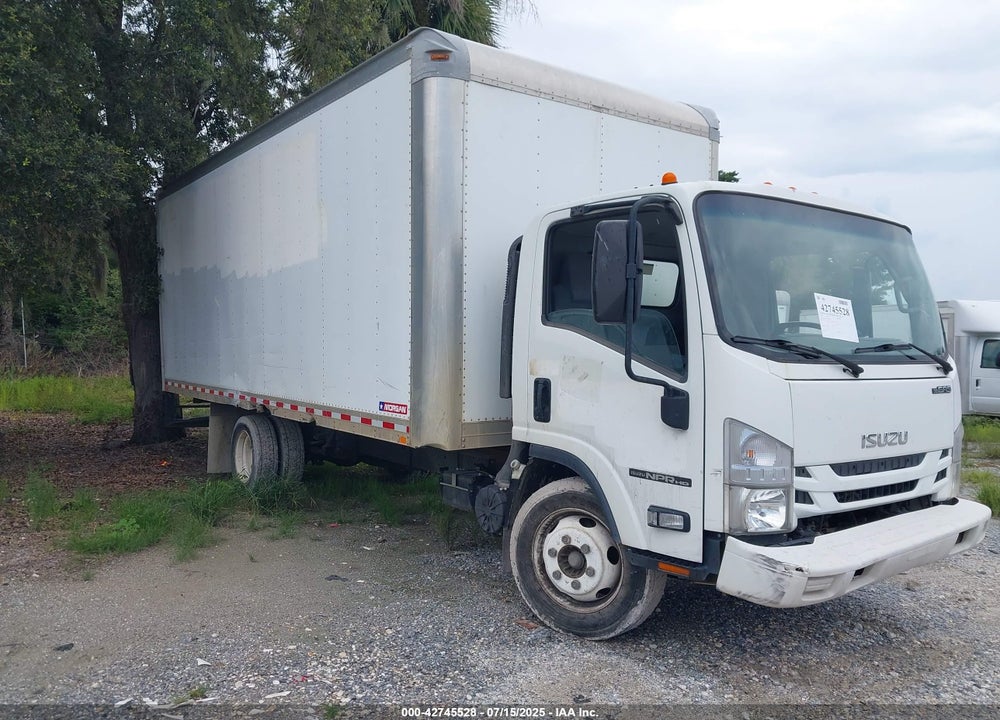 2018 ISUZU NPR HD VIN: 54DC4W1B2JS805570