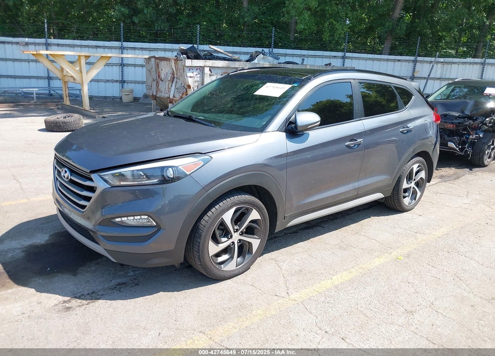 2018 HYUNDAI TUCSON VALUE VIN: KM8J3CA27JU815282
