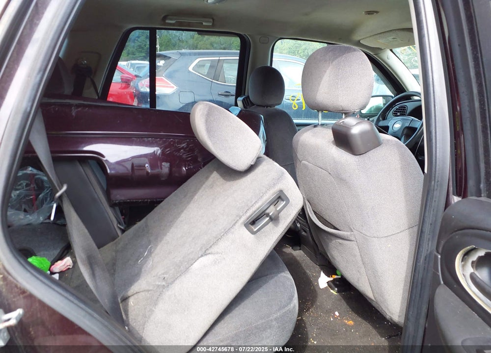 2008 CHEVROLET TRAILBLAZER LT VIN: 1GNDT13S682151007
