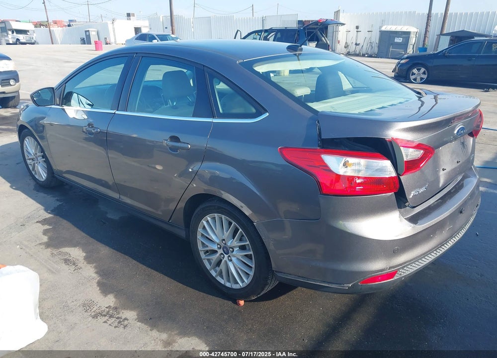 2012 FORD FOCUS VIN: 1FAHP3H23CL247219