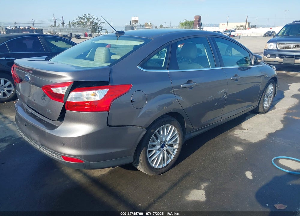 2012 FORD FOCUS VIN: 1FAHP3H23CL247219