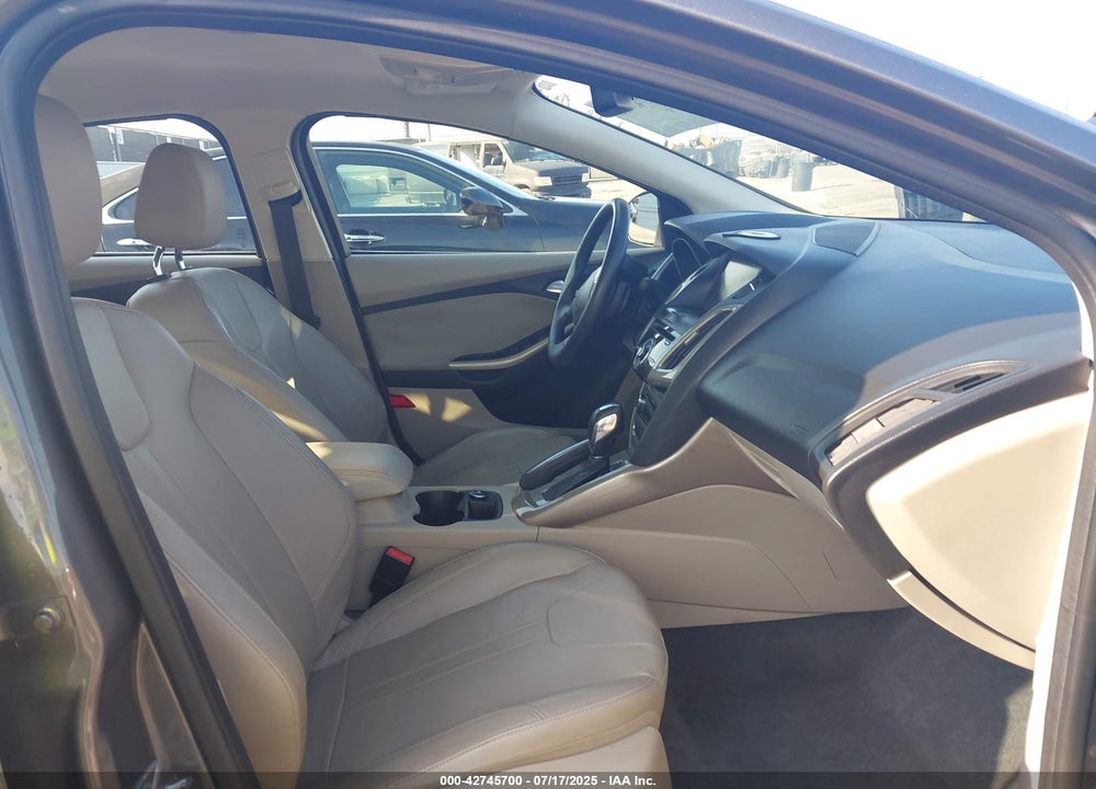 2012 FORD FOCUS VIN: 1FAHP3H23CL247219