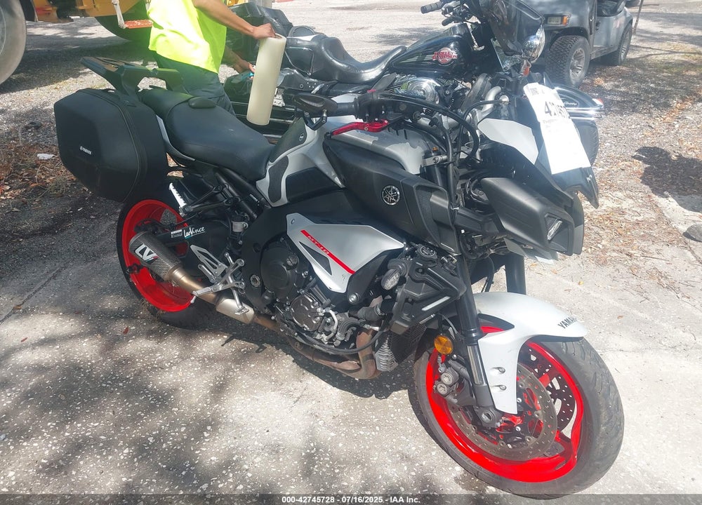 2019 YAMAHA MTN1000 VIN: JYARN48E2KA002857