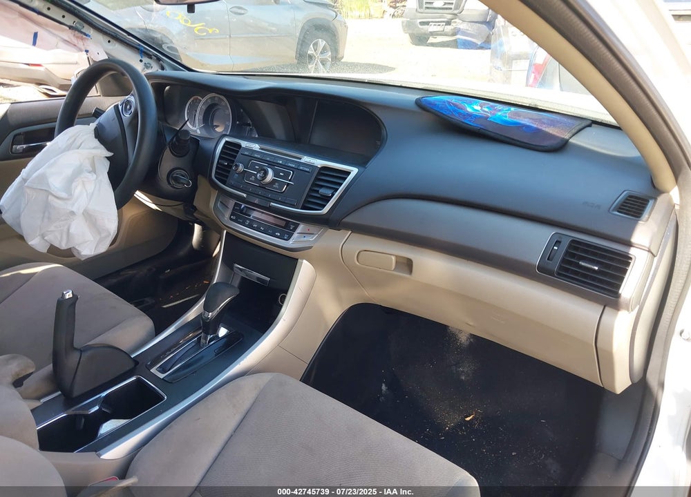 2013 HONDA ACCORD LX VIN: 1HGCR2F35DA272853