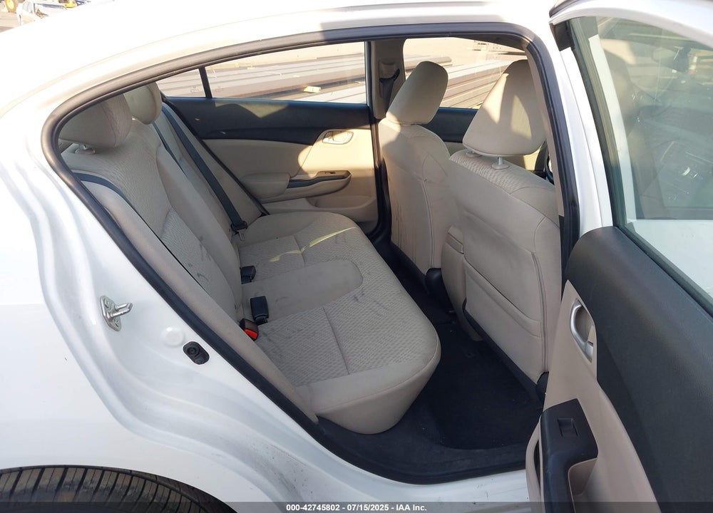 2015 HONDA CIVIC VIN: 2HGFB2F57FH523539