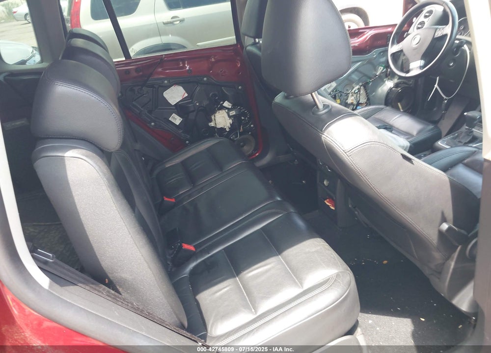 2010 VOLKSWAGEN TIGUAN VIN: WVGBV7AX7AW000814