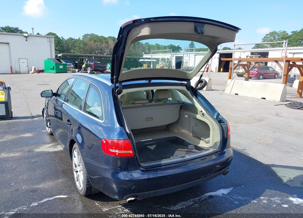 2011 AUDI A4 VIN: WAUWFAFL8BA122423