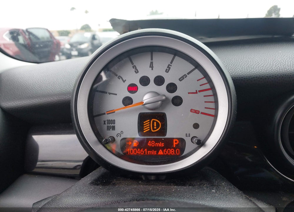 2010 MINI COOPER VIN: WMWMF3C57ATZ25476
