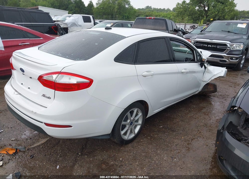 2016 FORD FIESTA VIN: 3FADP4BJ8GM154348
