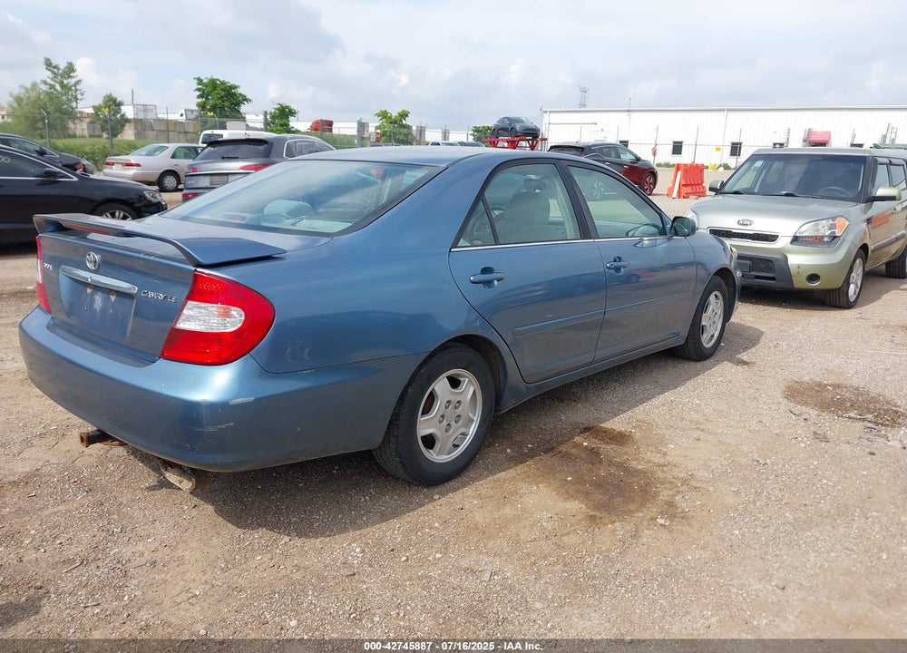 2002 TOYOTA CAMRY LE VIN: 4T1BE32K72U565993