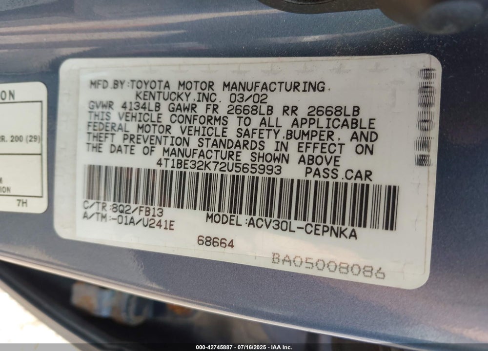 2002 TOYOTA CAMRY LE VIN: 4T1BE32K72U565993