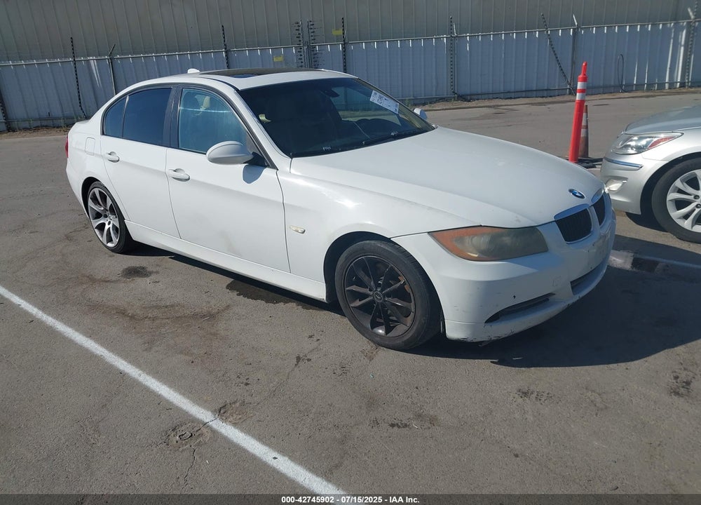 2008 BMW 328I VIN: WBAVC53508FZ86427