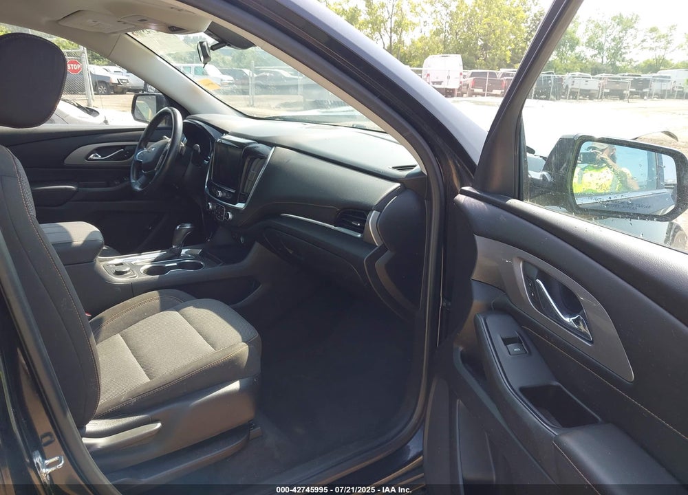 2019 CHEVROLET TRAVERSE VIN: 1GNERGKW4KJ156486