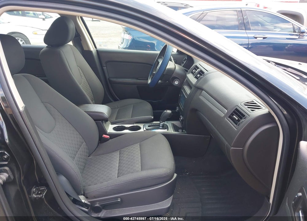 2011 FORD FUSION SE VIN: 3FAHP0HA2BR155041