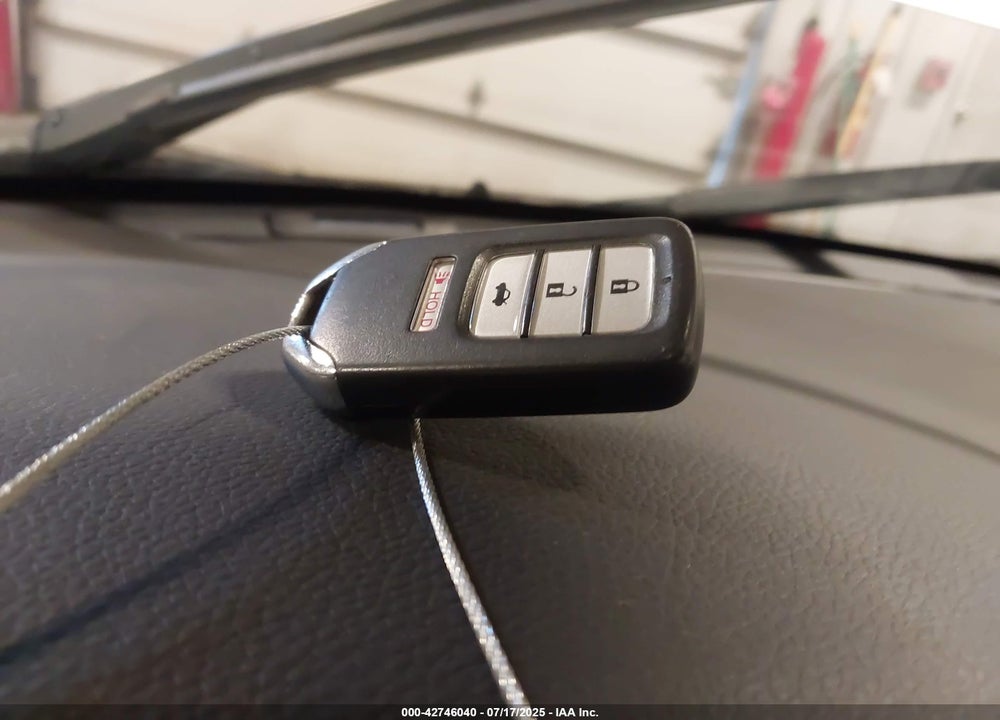 2015 HONDA ACCORD VIN: 1HGCR3F85FA007435
