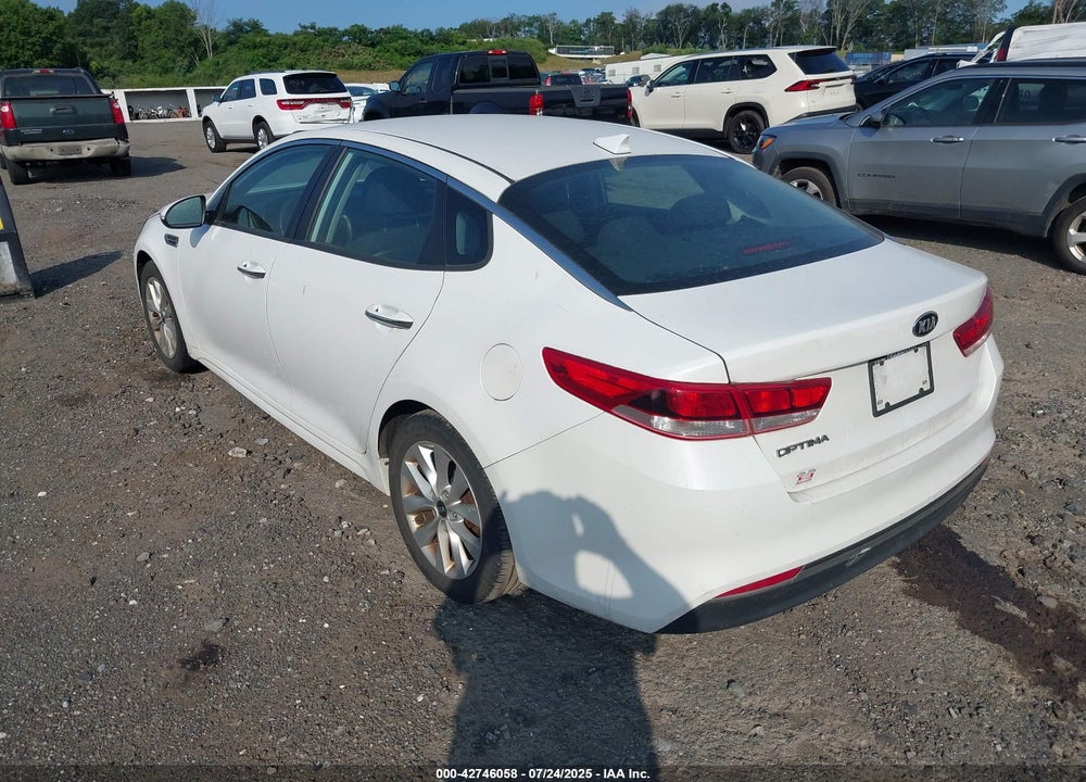 2016 KIA OPTIMA VIN: 5XXGT4L32GG061779