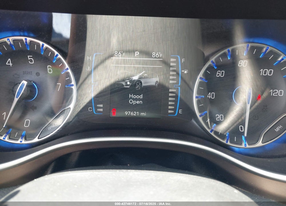 2017 CHRYSLER PACIFICA TOURING L VIN: 2C4RC1BGXHR729218