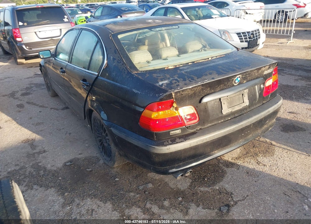 2003 BMW 330I VIN: WBAEV53473KM32352