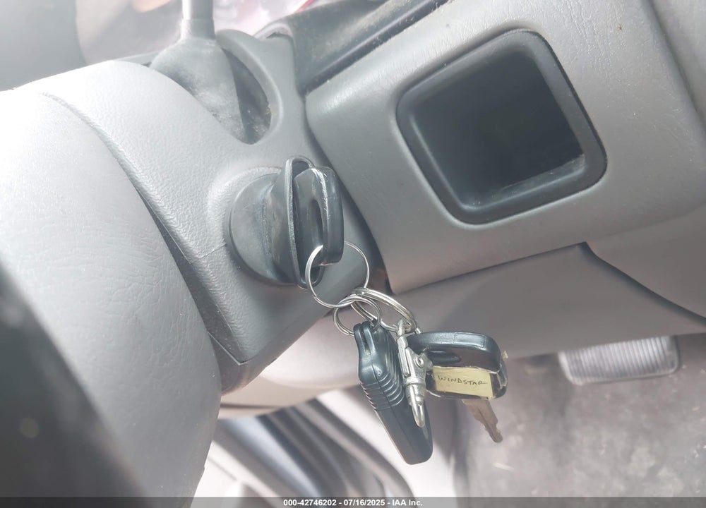 1999 FORD WINDSTAR LX VIN: 2FMZA5146XBB22515
