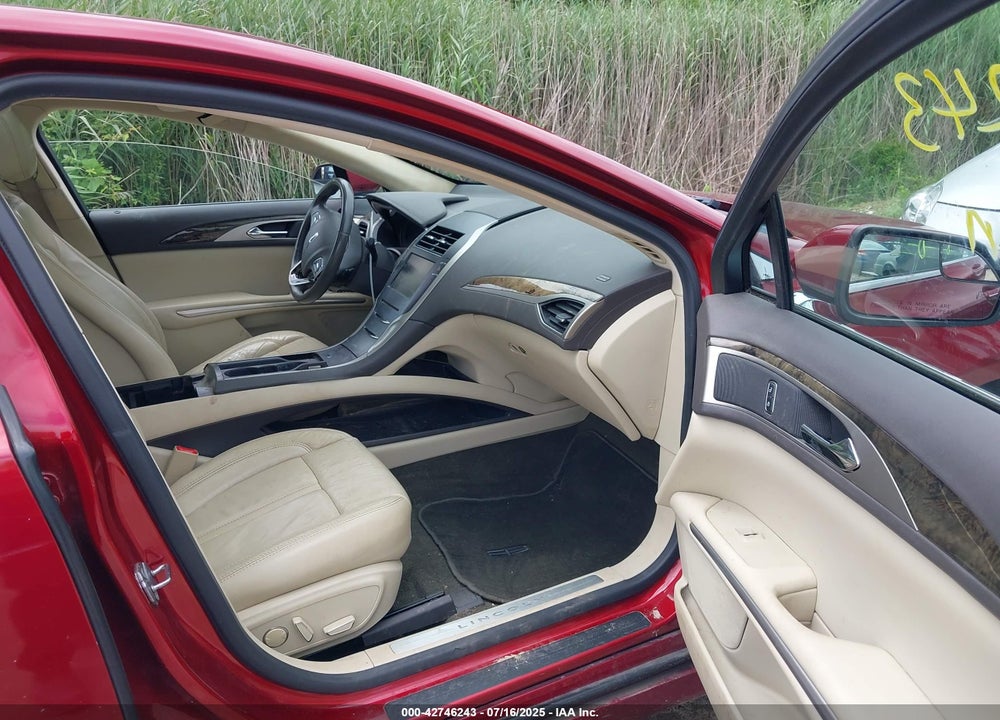 2013 LINCOLN MKZ VIN: 3LN6L2G99DR813887