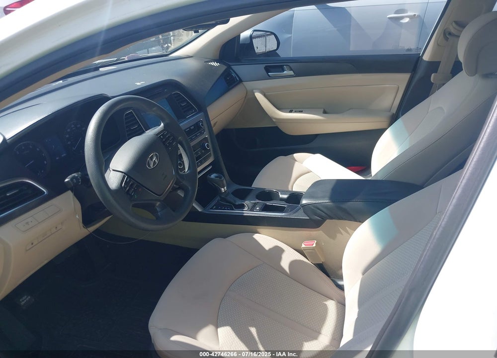 2016 HYUNDAI SONATA VIN: 5NPE34AFXGH314565