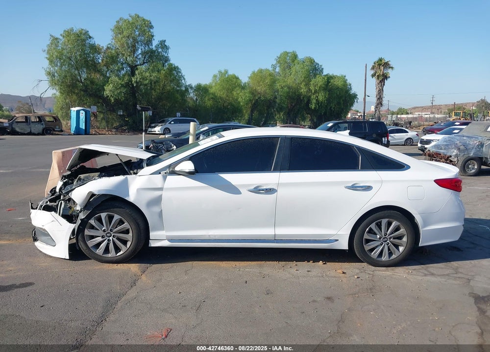 2016 HYUNDAI SONATA SPORT VIN: 5NPE34AF7GH263977
