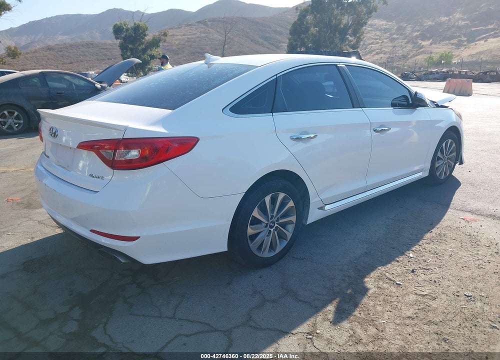 2016 HYUNDAI SONATA SPORT VIN: 5NPE34AF7GH263977