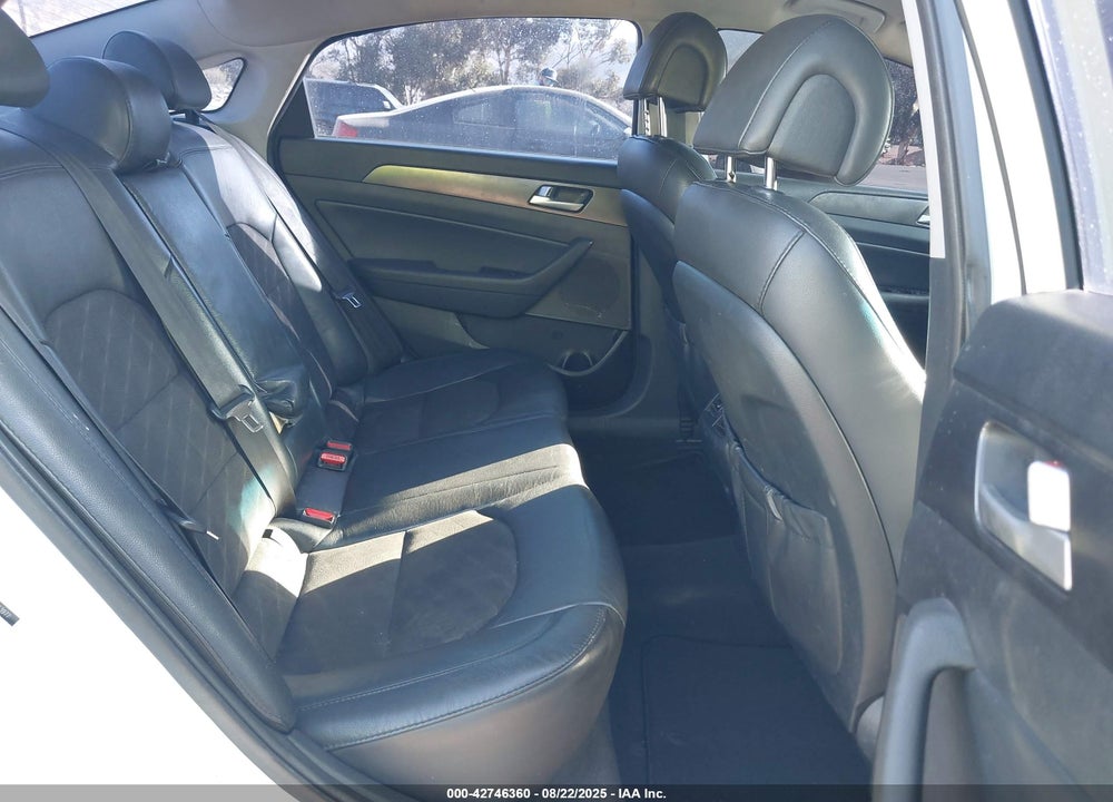 2016 HYUNDAI SONATA SPORT VIN: 5NPE34AF7GH263977