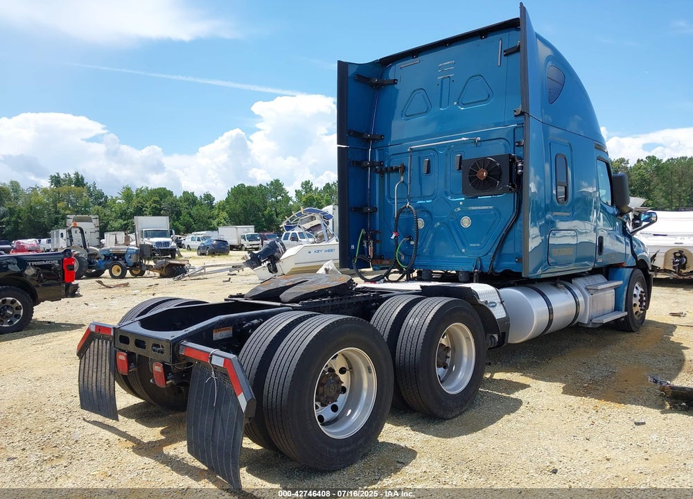 2018 FREIGHTLINER NEW CASCADIA 126 VIN: 3AKJHHDR6JSJR0842