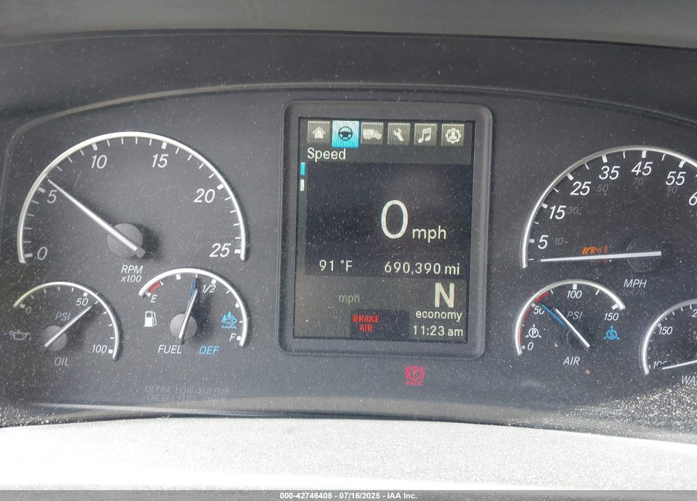 2018 FREIGHTLINER NEW CASCADIA 126 VIN: 3AKJHHDR6JSJR0842