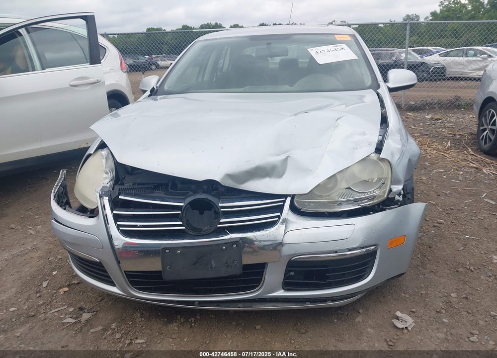 2007 VOLKSWAGEN JETTA VIN: 3VWEF71K77M166713
