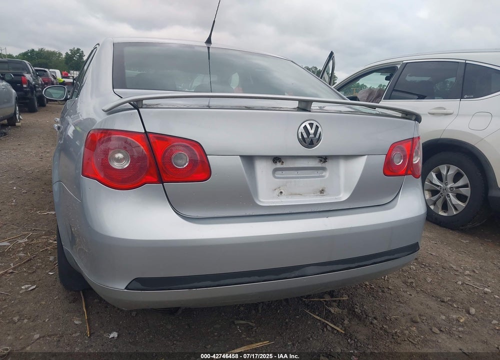 2007 VOLKSWAGEN JETTA VIN: 3VWEF71K77M166713