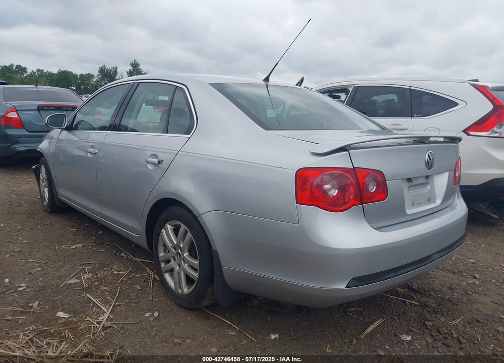 2007 VOLKSWAGEN JETTA VIN: 3VWEF71K77M166713