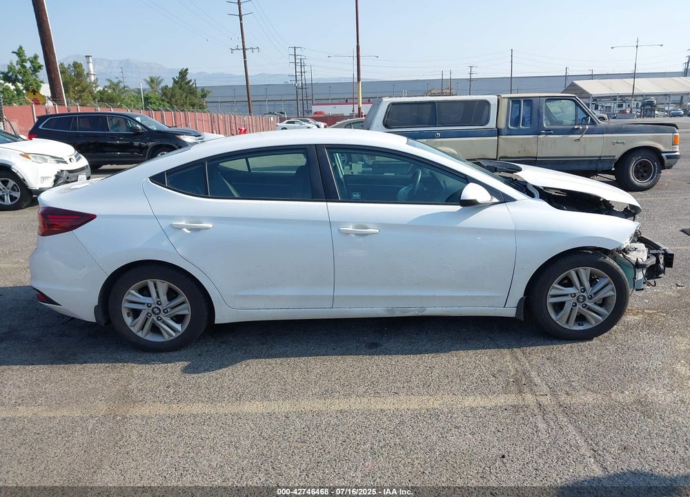 2020 HYUNDAI ELANTRA VIN: 5NPD84LF7LH589203